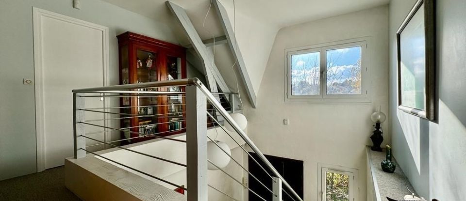 Maison traditionnelle 8 pièces de 200 m² à Jouars-Pontchartrain (78760)