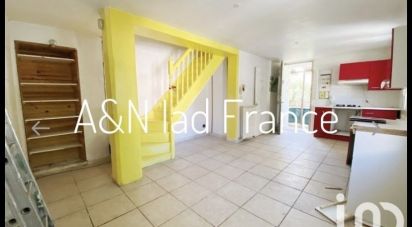 Town house 4 rooms of 77 m² in La Crau (83260)
