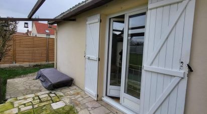 Traditional house 4 rooms of 82 m² in Le Plessis-Belleville (60330)