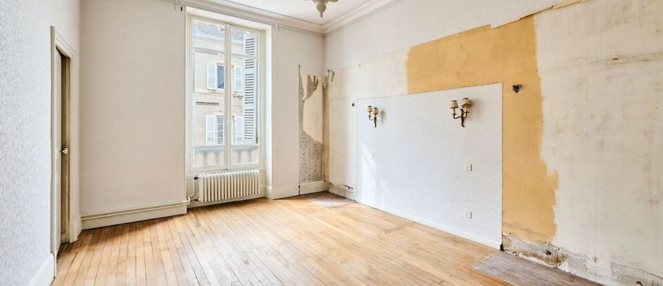 Appartement 5 pièces de 140 m² à Dijon (21000)