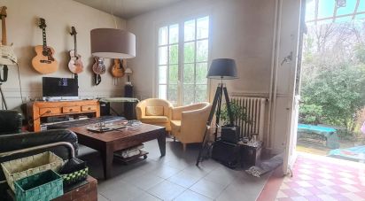 Traditional house 5 rooms of 135 m² in Villemomble (93250)