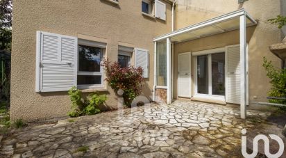 House 5 rooms of 113 m² in Jouy-le-Moutier (95280)