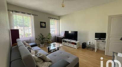 Appartement 3 pièces de 70 m² à Mazamet (81200)