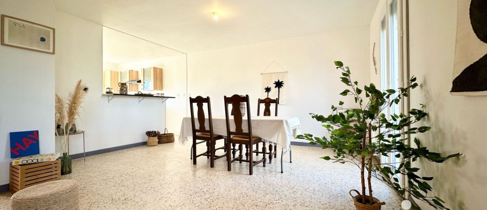 Maison traditionnelle 9 pièces de 154 m² à Alaigne (11240)