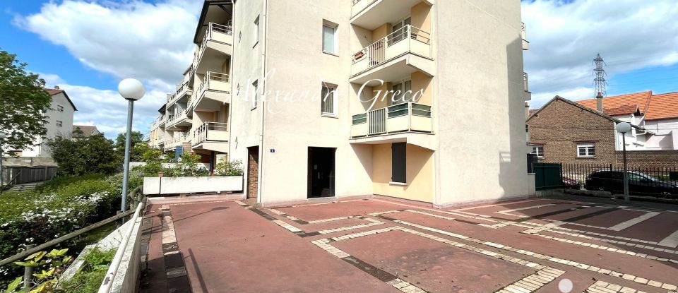 Apartment 3 rooms of 68 m² in Montmagny (95360)