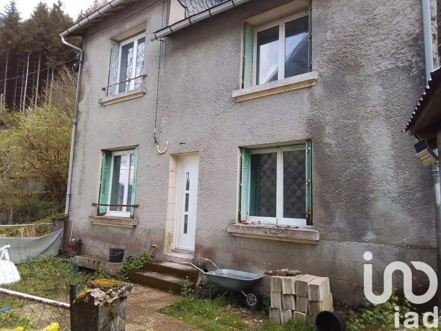 Maison de campagne 4 pièces de 75 m² à Mont-Dore (63240)
