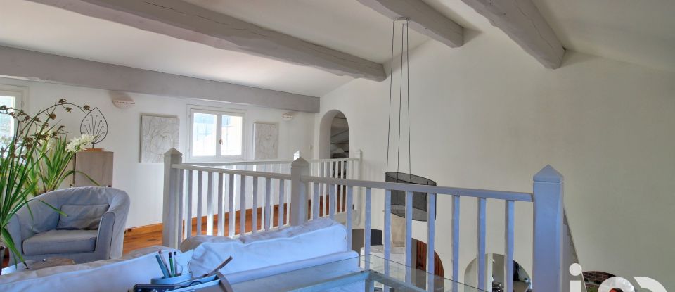 Maison traditionnelle 7 pièces de 170 m² à Évenos (83330)