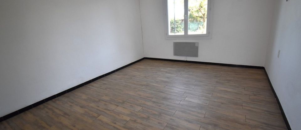 House 4 rooms of 105 m² in Saint-Andiol (13670)