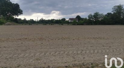 Land of 575 m² in Hinx (40180)
