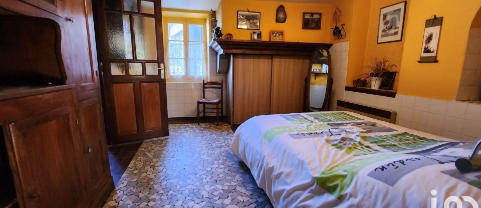 House 7 rooms of 140 m² in Guinarthe-Parenties (64390)