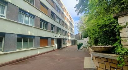 Apartment 3 rooms of 90 m² in Poitiers (86000)