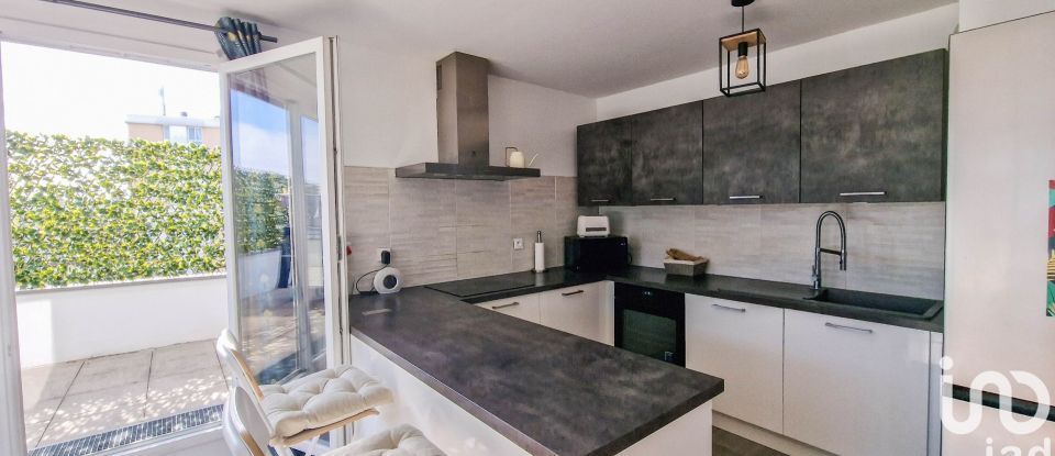 Appartement 5 pièces de 90 m² à Villiers-sur-Marne (94350)