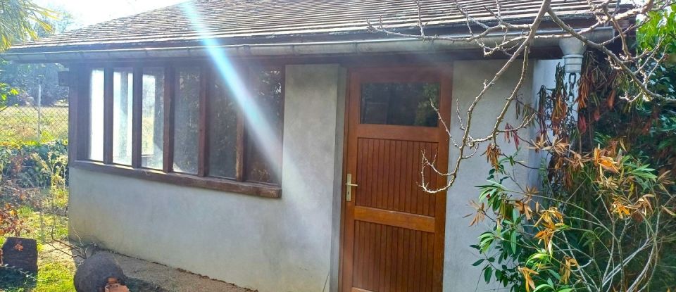 House 5 rooms of 140 m² in Lamonzie-Saint-Martin (24680)