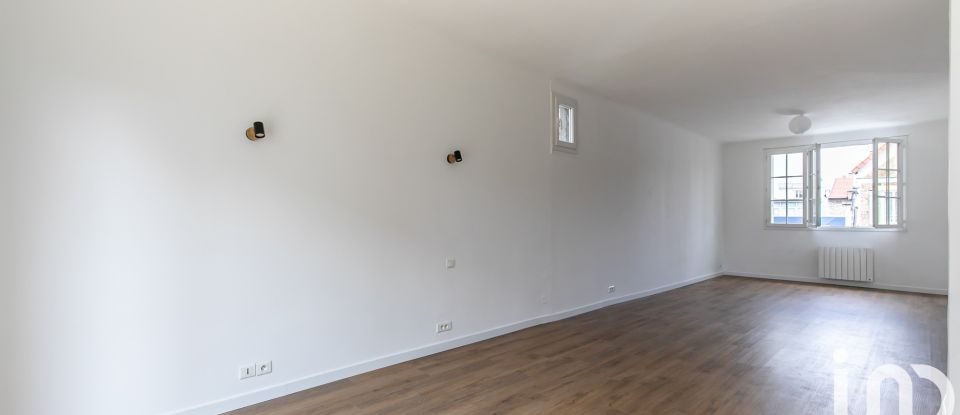 House 5 rooms of 115 m² in Fontenay-sous-Bois (94120)