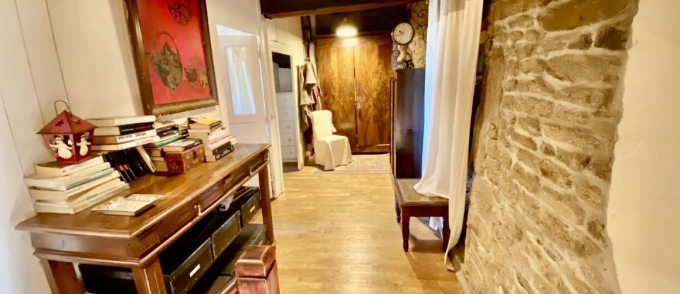 Traditional house 6 rooms of 128 m² in Cruguel (56420)
