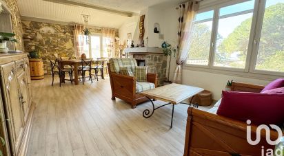 House 7 rooms of 153 m² in Six-Fours-les-Plages (83140)