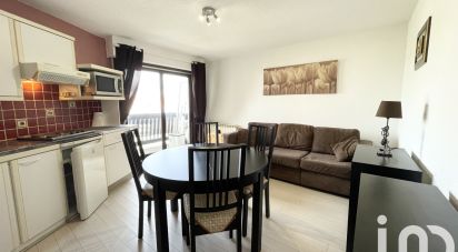 Apartment 2 rooms of 33 m² in - (62176)