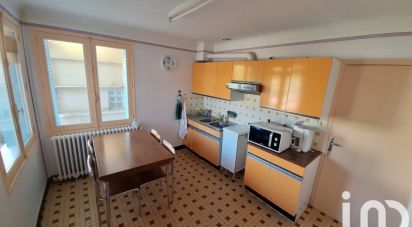 House 5 rooms of 90 m² in Aouste-sur-Sye (26400)