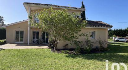 House 11 rooms of 285 m² in Mouliets-et-Villemartin (33350)