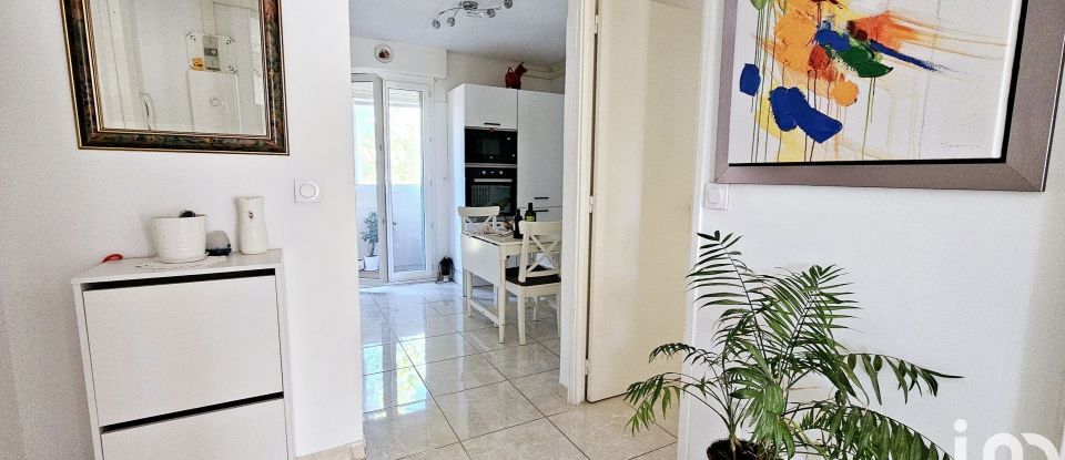 Appartement 3 pièces de 78 m² à Marignane (13700)