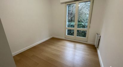 Apartment 3 rooms of 79 m² in Pau (64000)