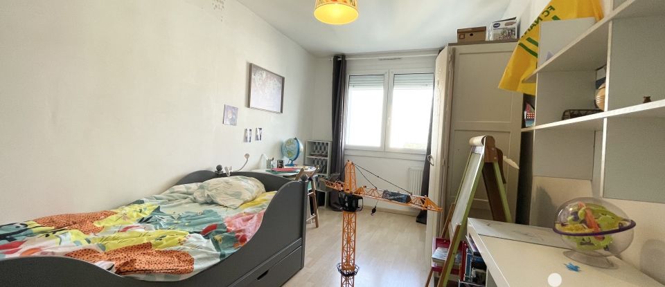 Appartement 5 pièces de 100 m² à Nantes (44200)