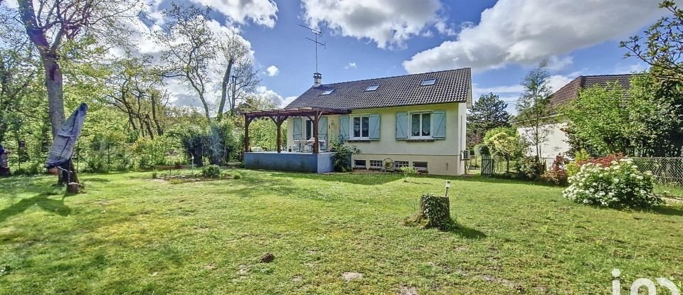 House 6 rooms of 116 m² in Morigny-Champigny (91150)