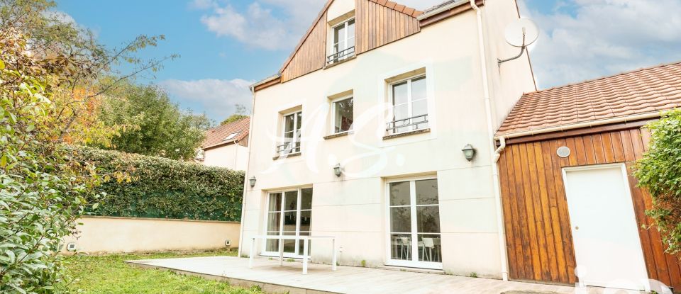 Maison 6 pièces de 165 m² à Verrières-le-Buisson (91370)