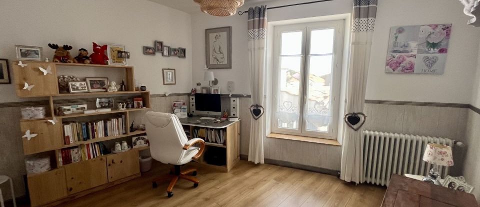 Appartement 6 pièces de 150 m² à La Rochelle (17000)