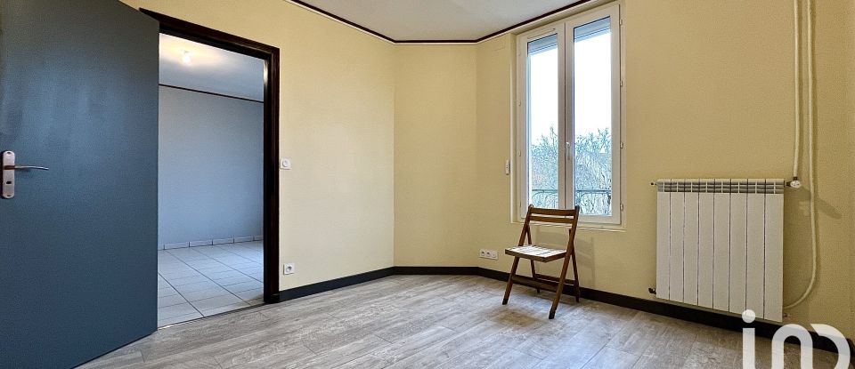 Appartement 3 pièces de 50 m² à Sens (89100)