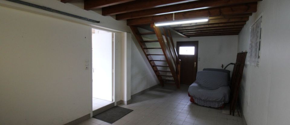 House 4 rooms of 86 m² in Lorris (45260)