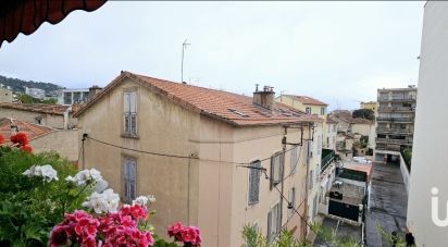 Apartment 1 room of 30 m² in Cannes (06400)