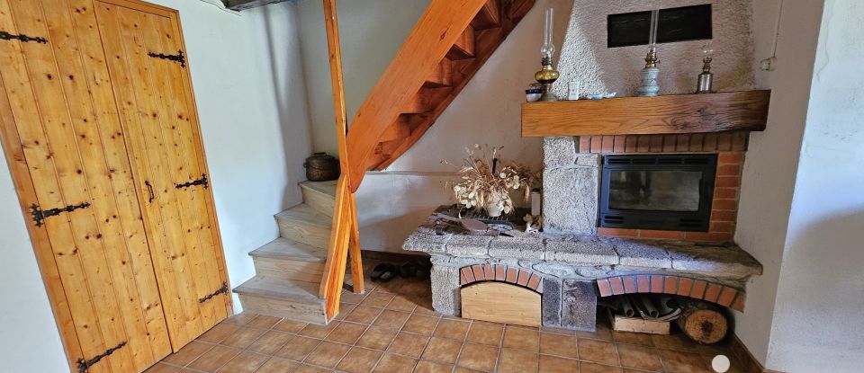Country house 4 rooms of 114 m² in Satillieu (07290)