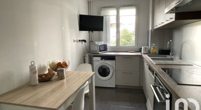 Appartement 3 pièces de 53 m² à Saint-Ouen-sur-Seine (93400)