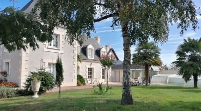 House 6 rooms of 217 m² in Chinon (37500)