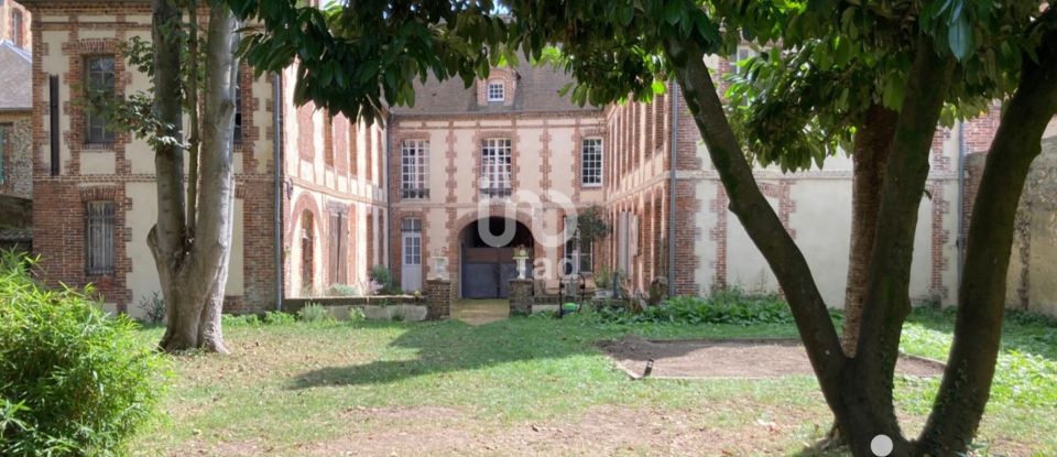 Mansion 15 rooms of 600 m² in L'Aigle (61300)