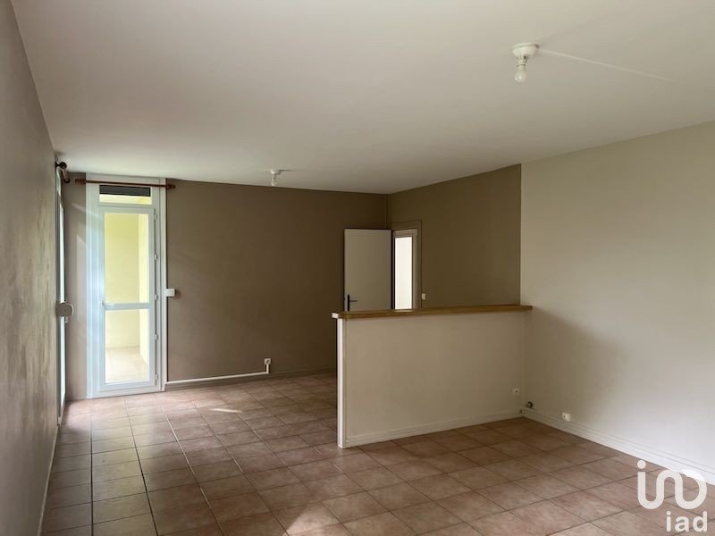 Apartment 5 rooms of 87 m² in Avon (77210)