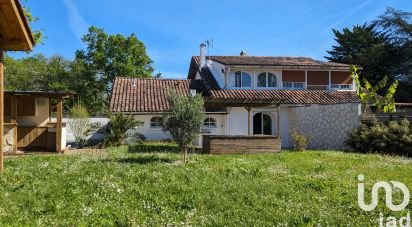 House 5 rooms of 114 m² in Camarsac (33750)