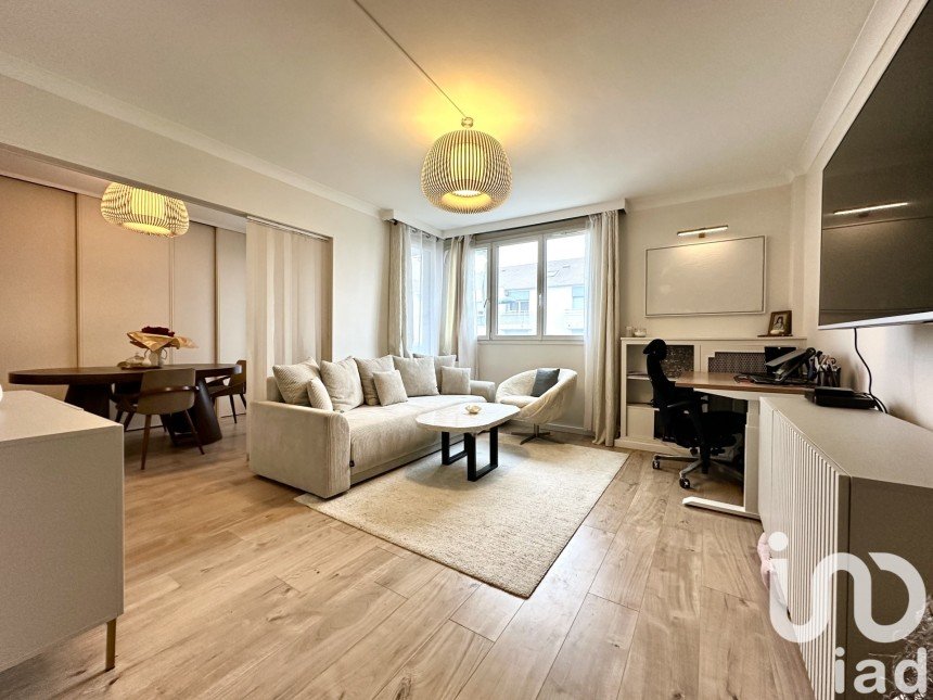Appartement 5 pièces de 85 m² à Trappes (78190)