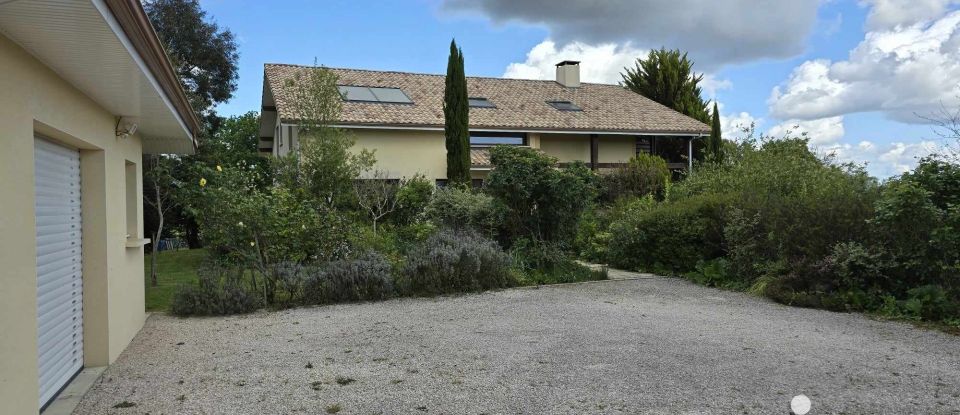 Architect house 7 rooms of 210 m² in Grenade-sur-l'Adour (40270)