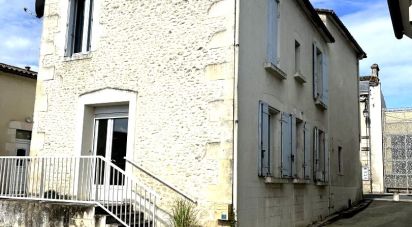 Maison 4 pièces de 120 m² à Saint-Genis-de-Saintonge (17240)