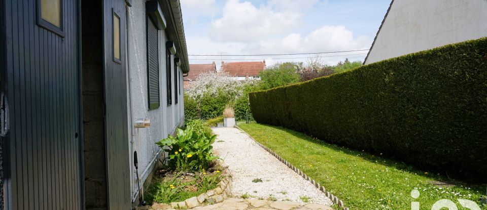 House 5 rooms of 102 m² in Poix-du-Nord (59218)