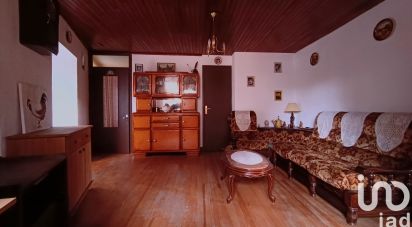 Maison traditionnelle 3 pièces de 78 m² à Salles-Curan (12410)