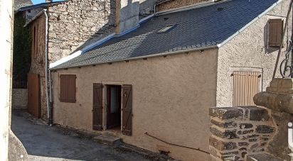 Traditional house 3 rooms of 78 m² in Salles-Curan (12410)