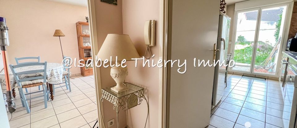 Apartment 4 rooms of 76 m² in Montlhéry (91310)
