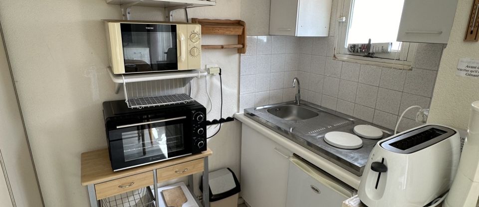 Apartment 2 rooms of 34 m² in Gréoux-les-Bains (04800)