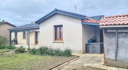House 4 rooms of 94 m² in Saint-Denis-lès-Bourg (01000)