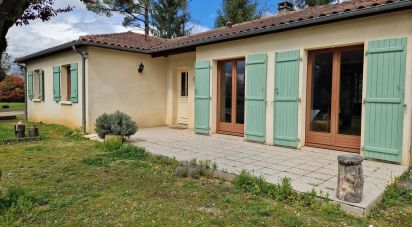 House 4 rooms of 101 m² in Mazeyrolles (24550)