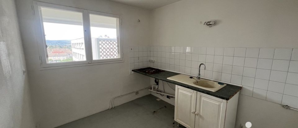 Apartment 4 rooms of 55 m² in Montélimar (26200)