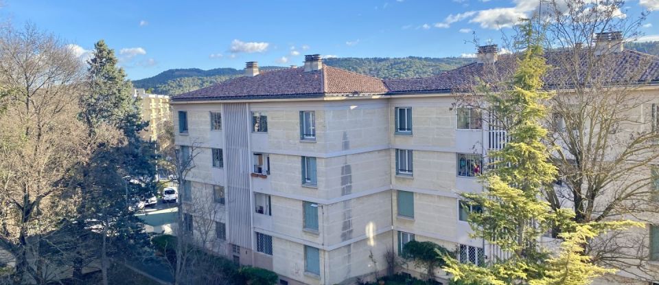 Apartment 4 rooms of 83 m² in Aix-en-Provence (13100)